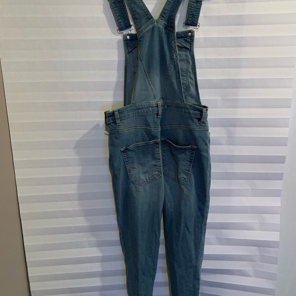 Never worn Free People bibs! - Picture 4 of 4